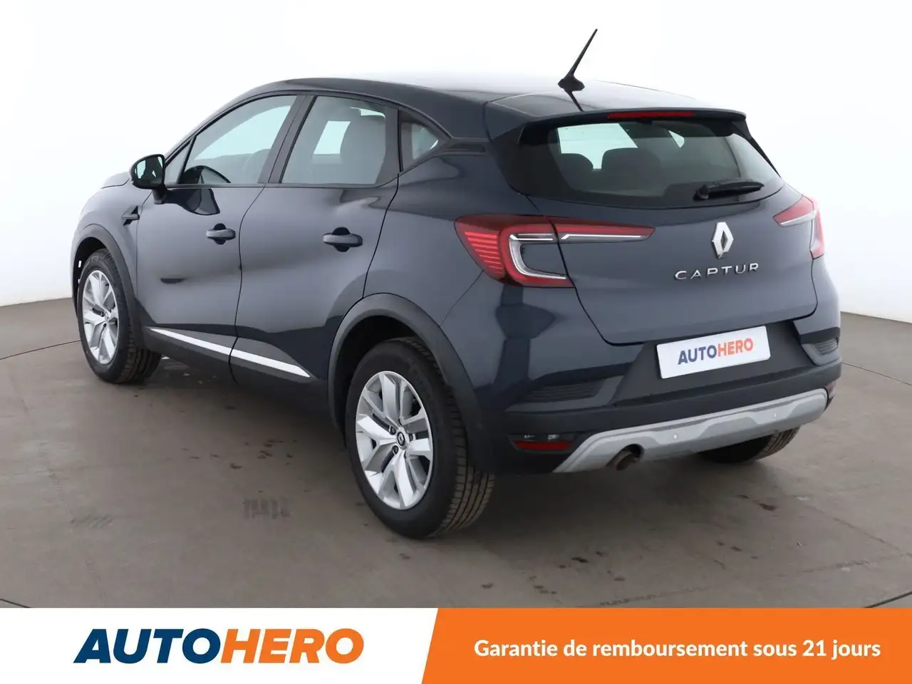 Renault Captur — photo 4