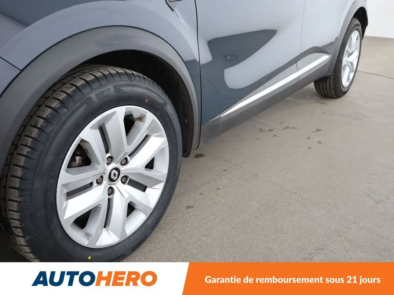 Renault Captur — photo 29