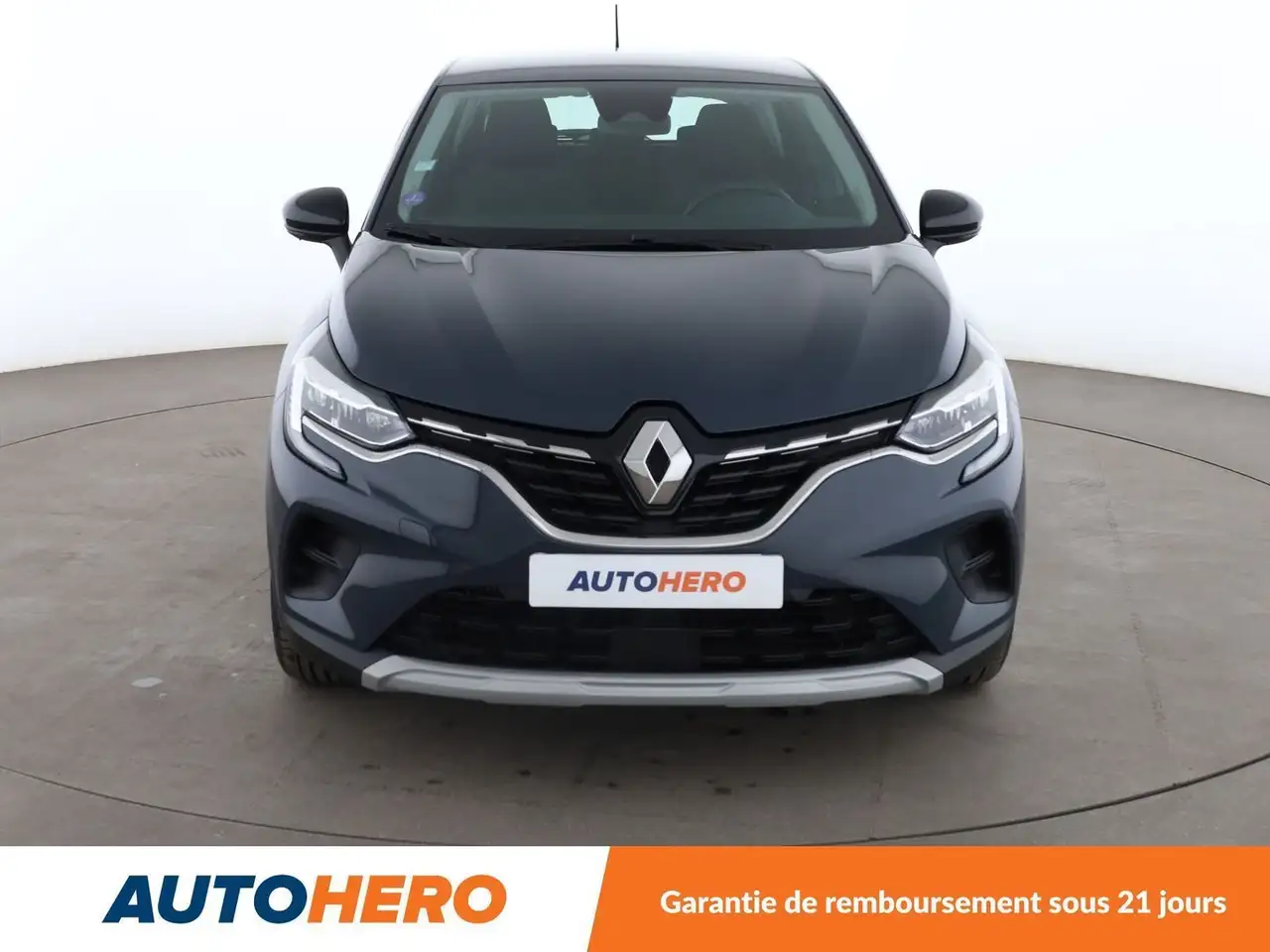 Renault Captur — photo 9