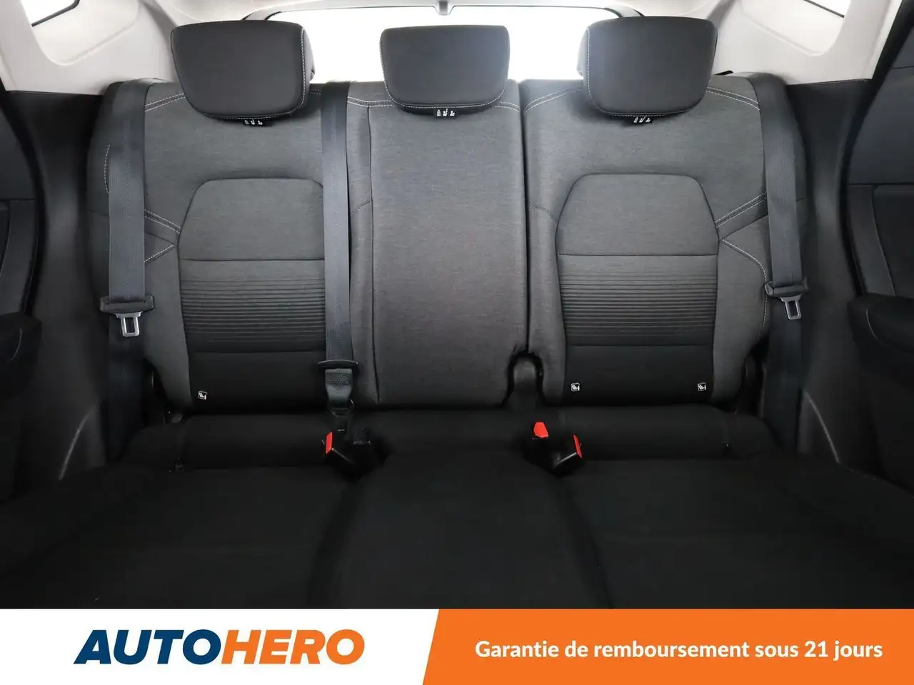 Renault Captur — photo 15