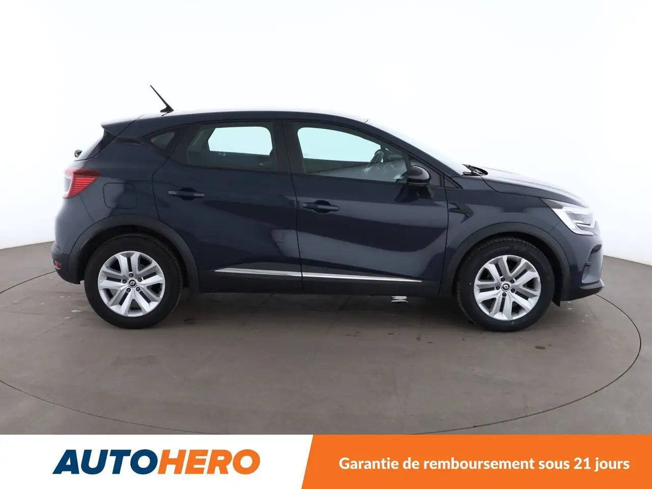 Renault Captur — photo 7