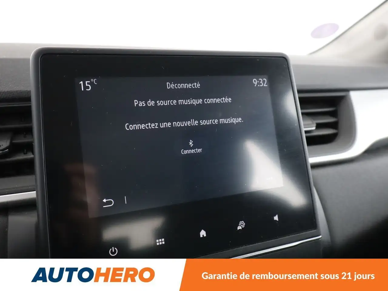 Renault Captur — photo 21