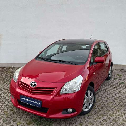 Imagine Toyota Verso Edition 1.8 Navi Kamera AHK 7 Sitze Pano