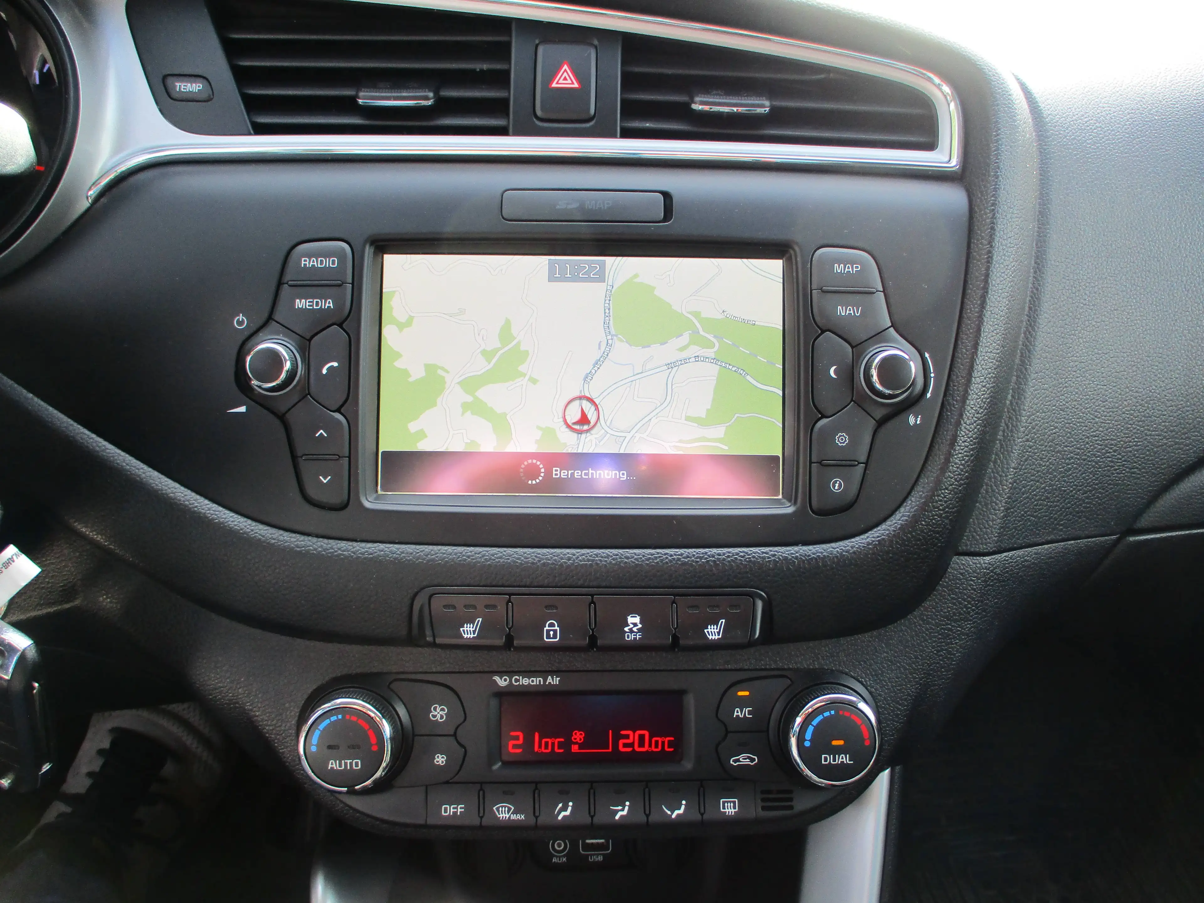 Kia Ceed / cee'd — photo 11