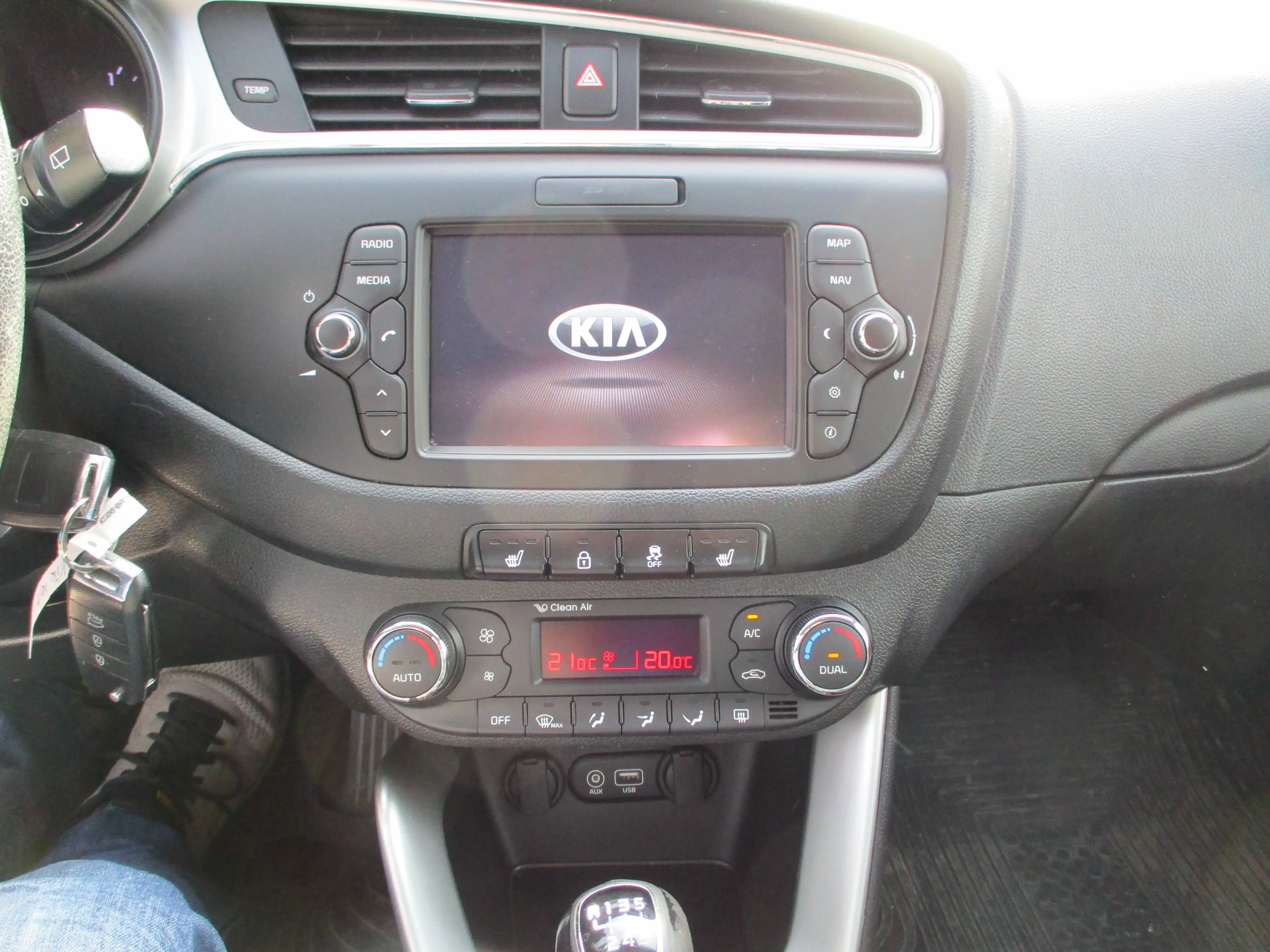 Kia Ceed / cee'd — photo 10