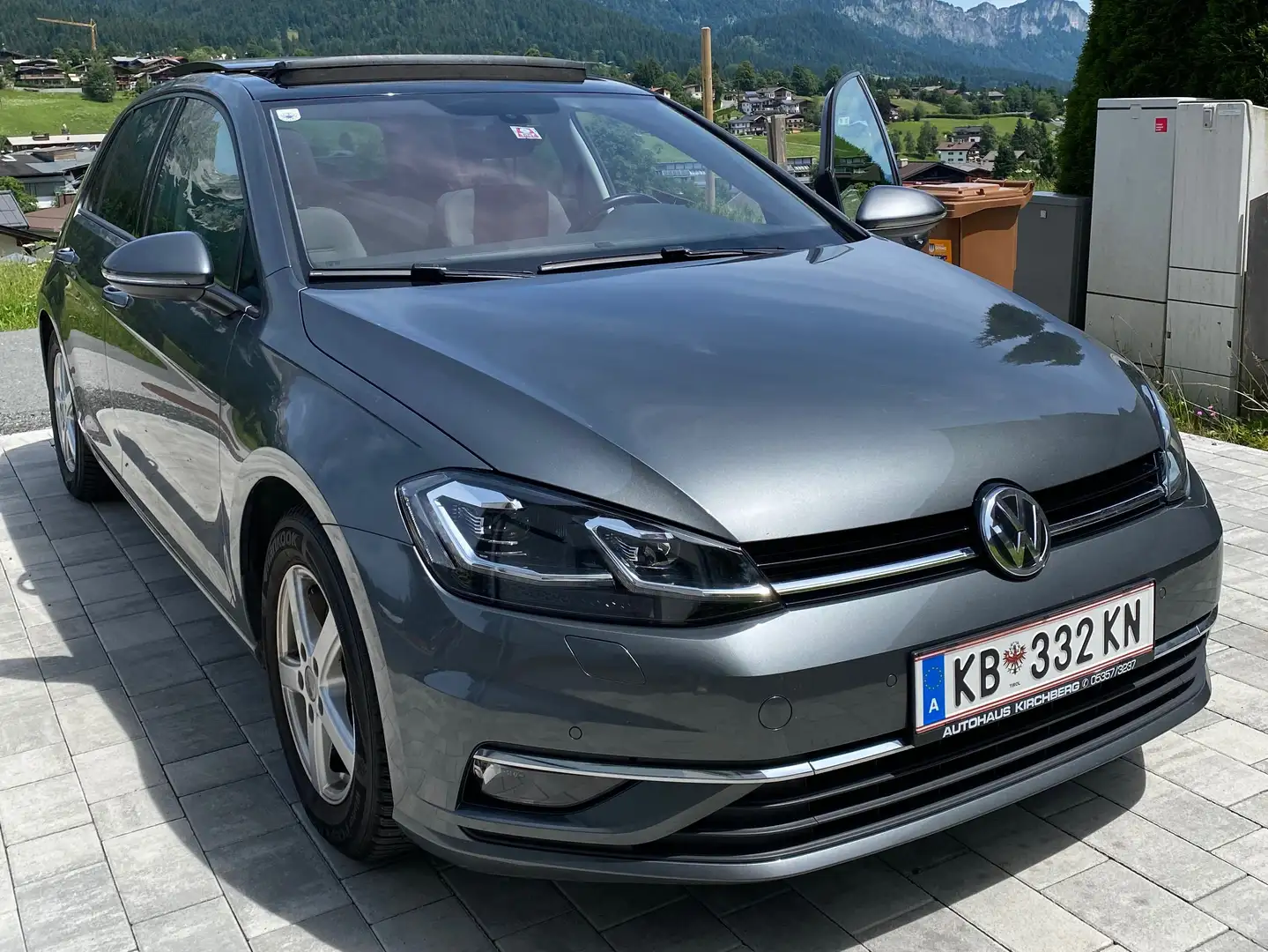 Volkswagen Golf Golf Comfortline 1,6 TDI SCR Comfortline Grau - 1