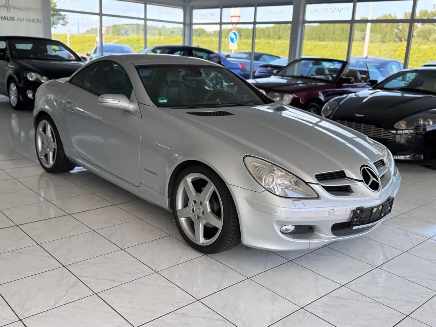 Mercedes-Benz SLK 200 Kompressor+Bi-Xenon+Navi+Bluetooth+AMG Silver - 2