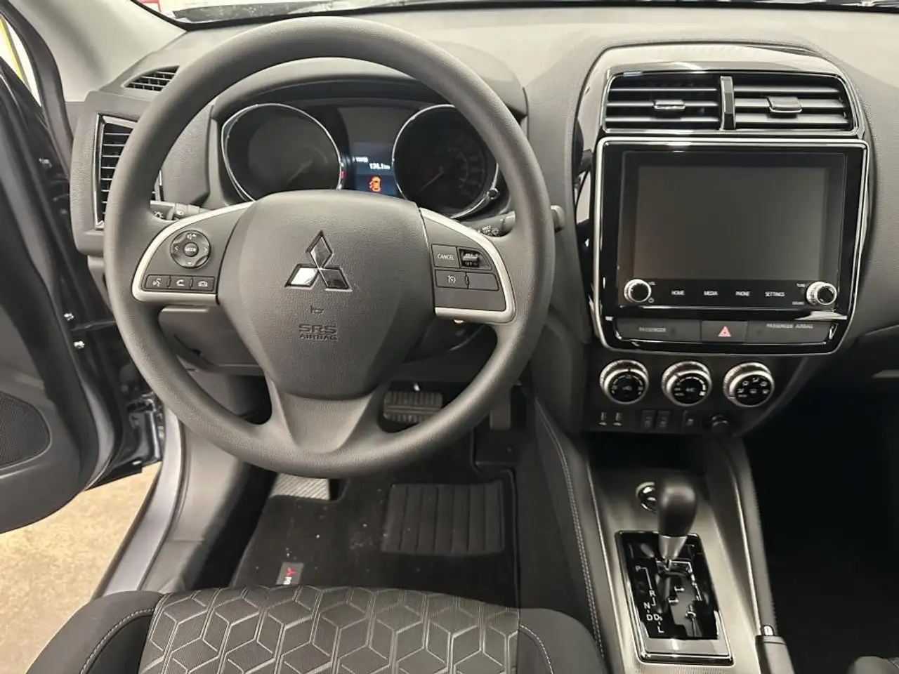 Mitsubishi RVR снимка Mitsubishi RVR