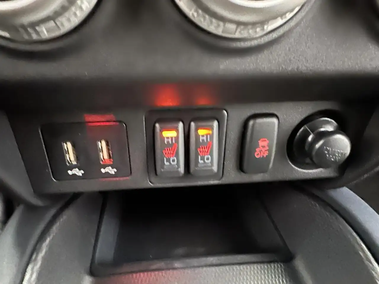 Mitsubishi RVR снимка Mitsubishi RVR