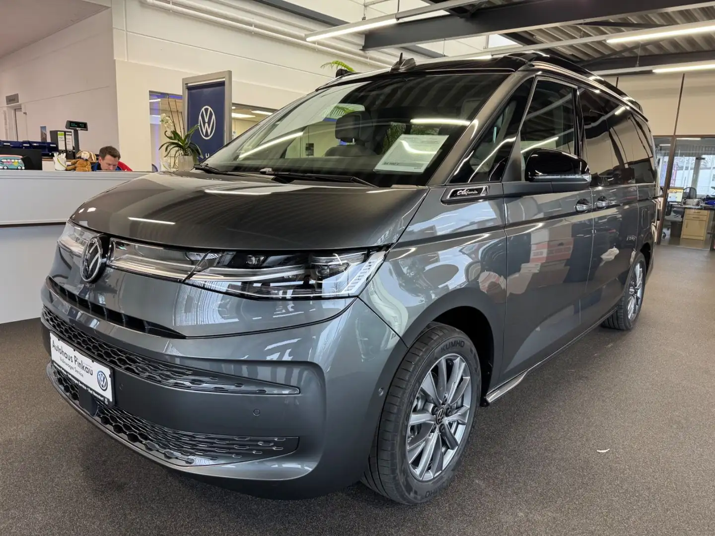 Volkswagen T7 California 2.0 TDI Ocean AHK MATRIX Standhzg Gri - 1