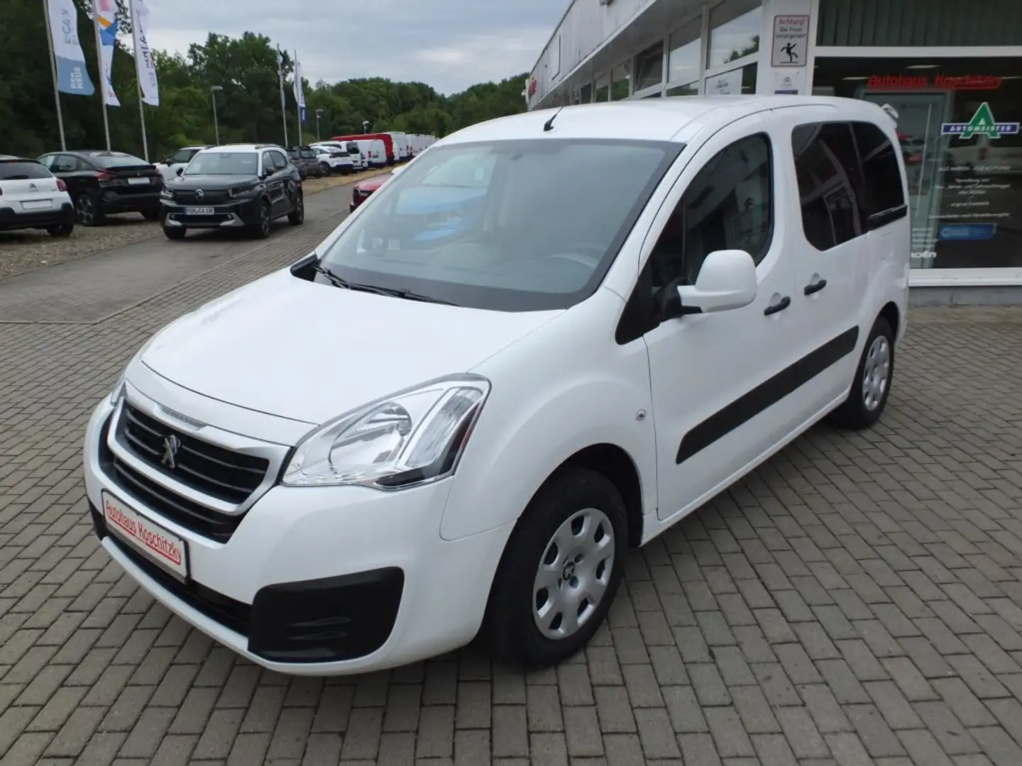 Peugeot Partner Tepee 98 VTi Active Wit - 2