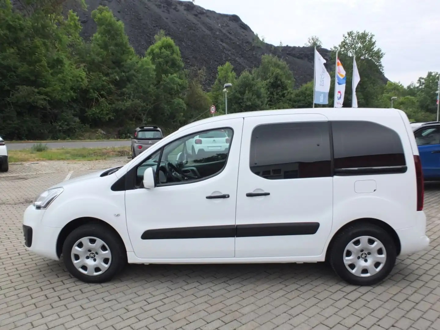 Peugeot Partner Tepee 98 VTi Active Wit - 1