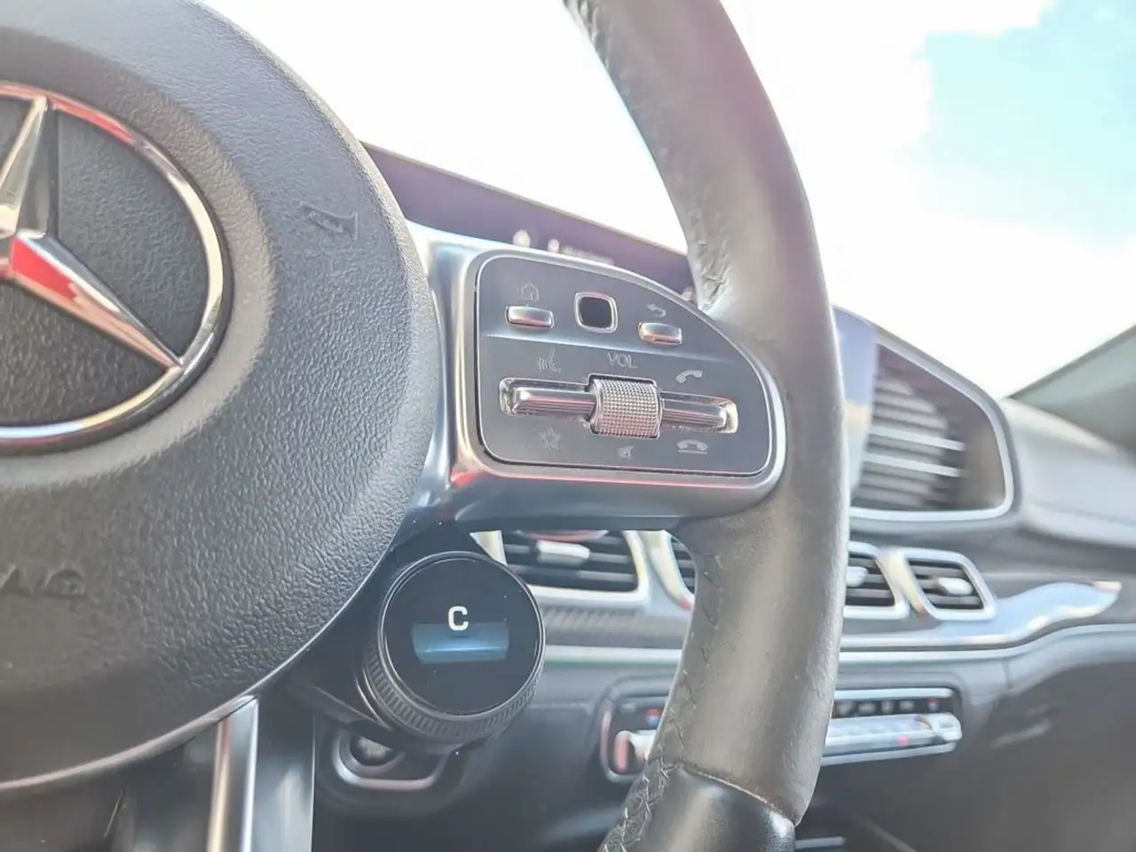 Mercedes-Benz GLE photo Mercedes-Benz GLE