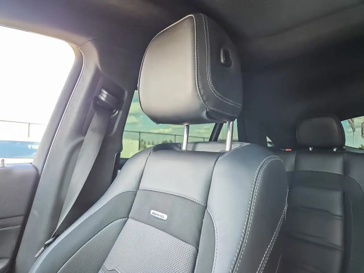 Mercedes-Benz GLE photo Mercedes-Benz GLE
