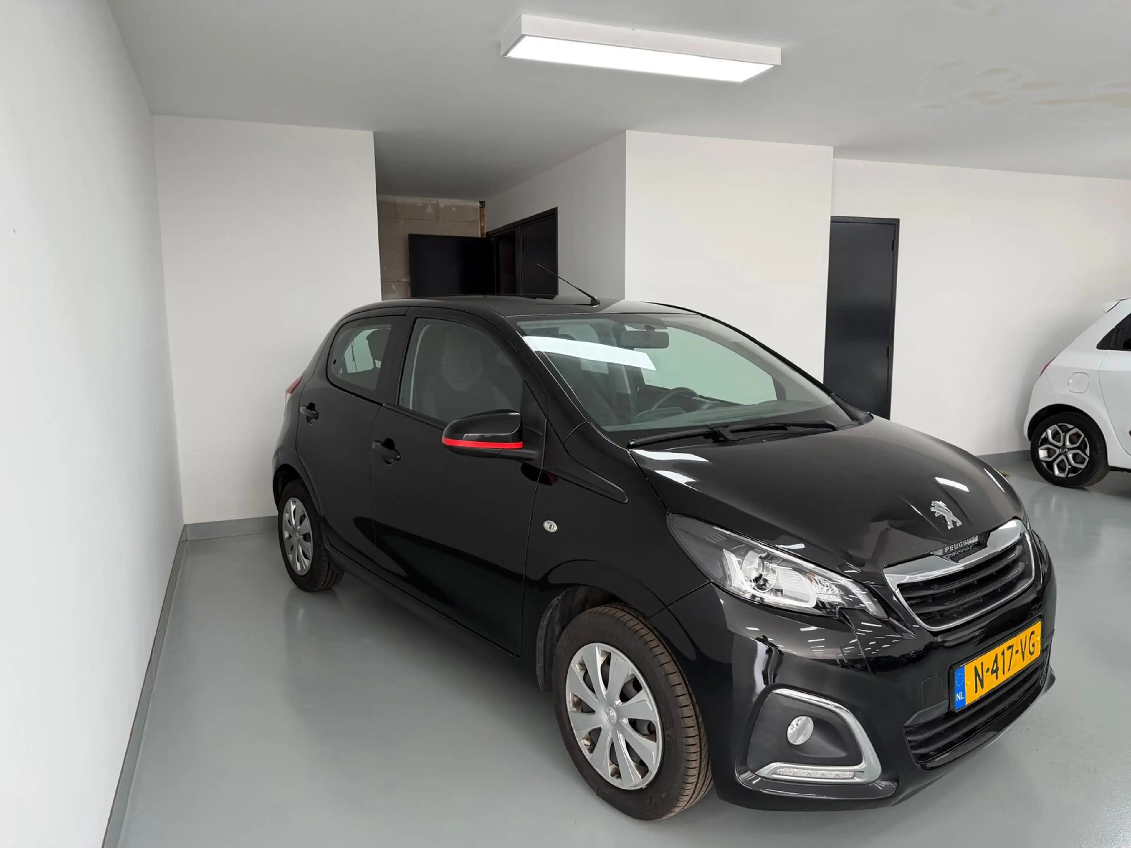 Peugeot 108 1.0 e-VTi Active — photo 5