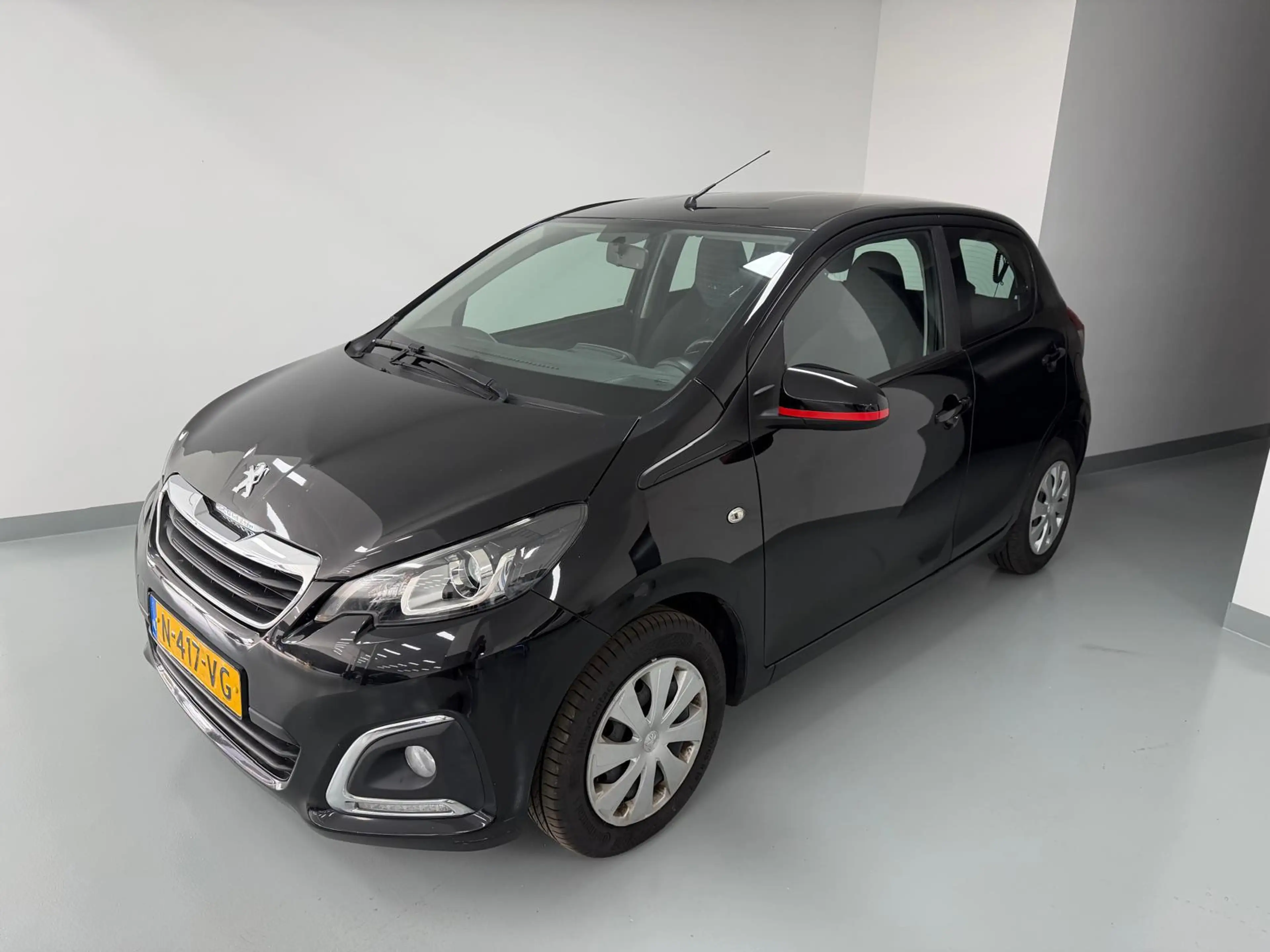 Peugeot 108 1.0 e-VTi Active — photo 3