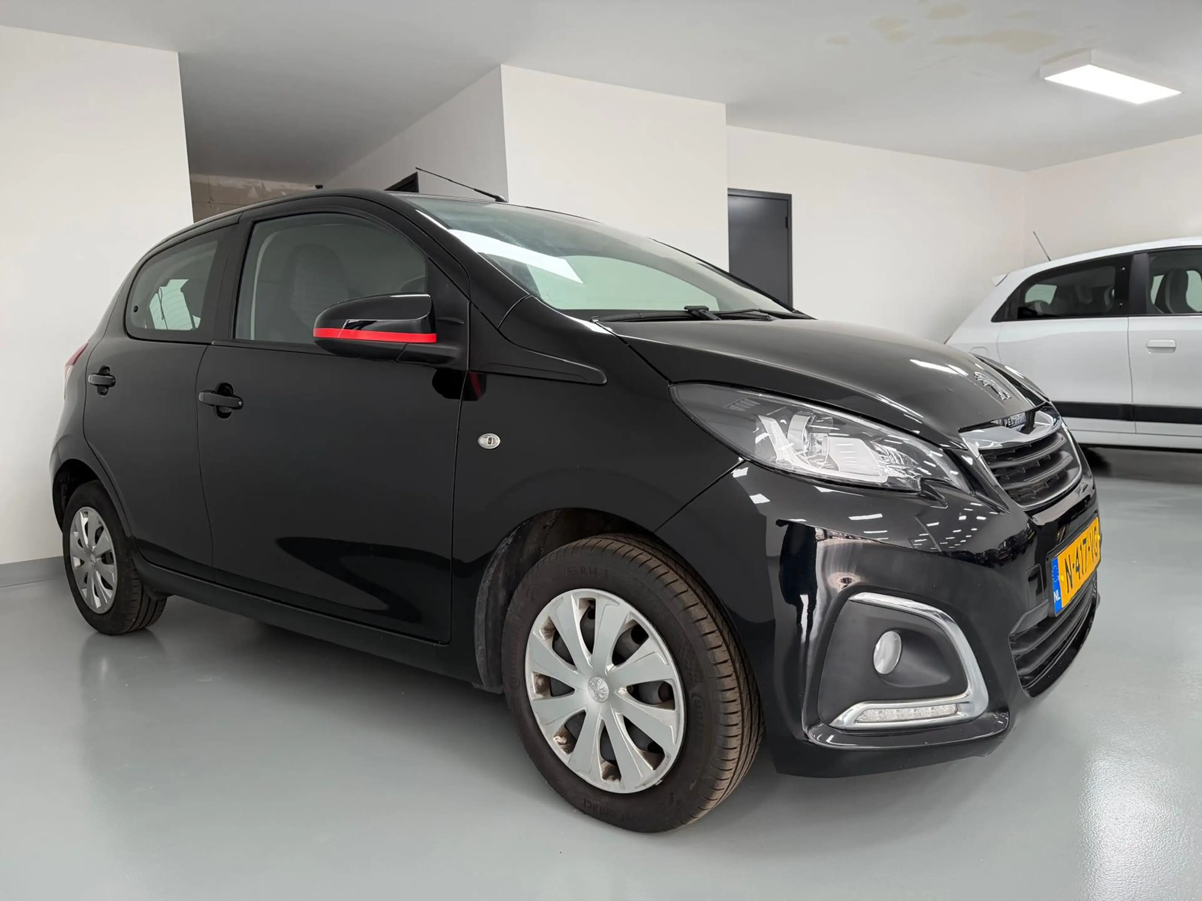 Peugeot 108 1.0 e-VTi Active — photo 6