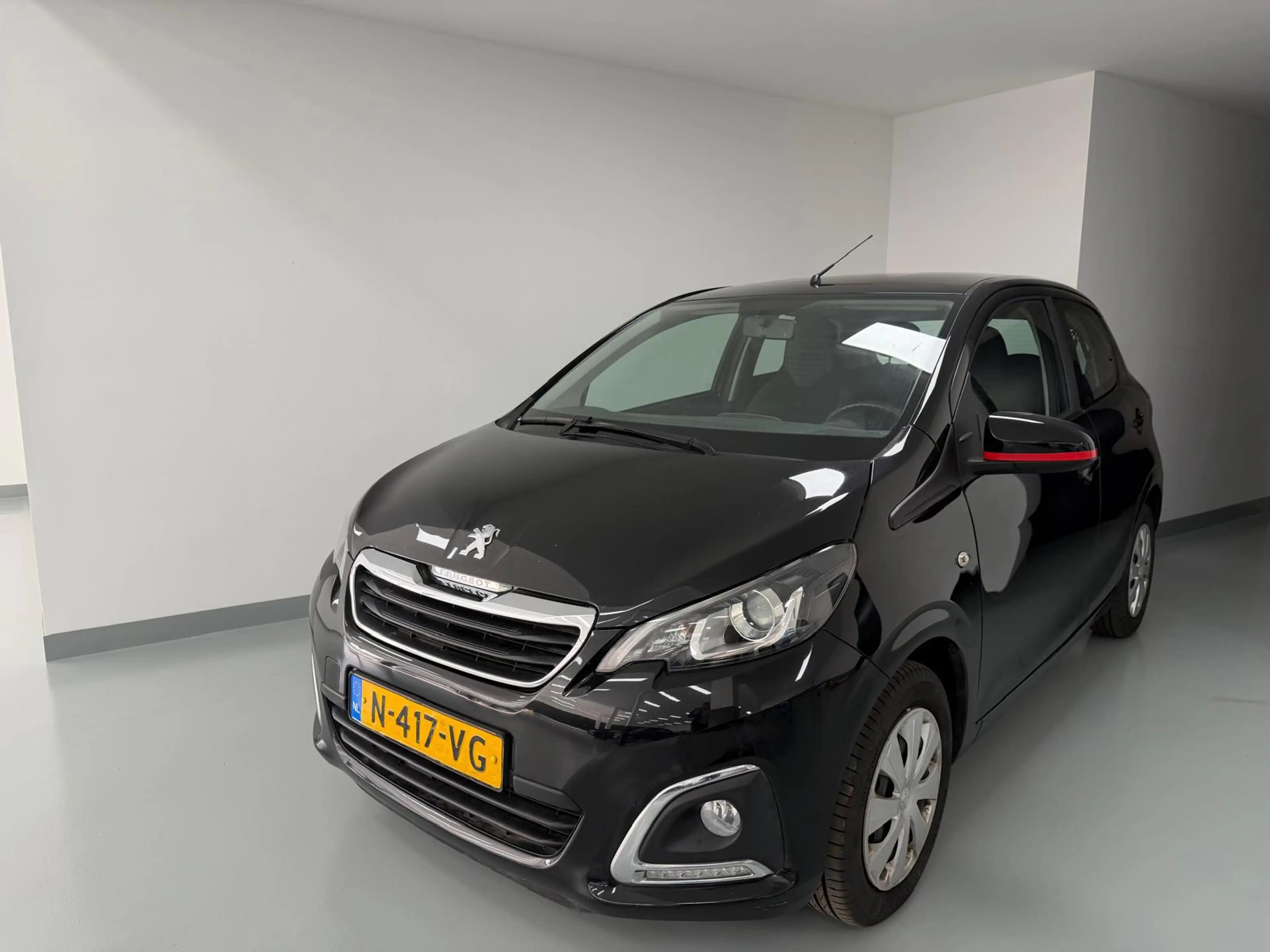 Peugeot 108 1.0 e-VTi Active — photo 2