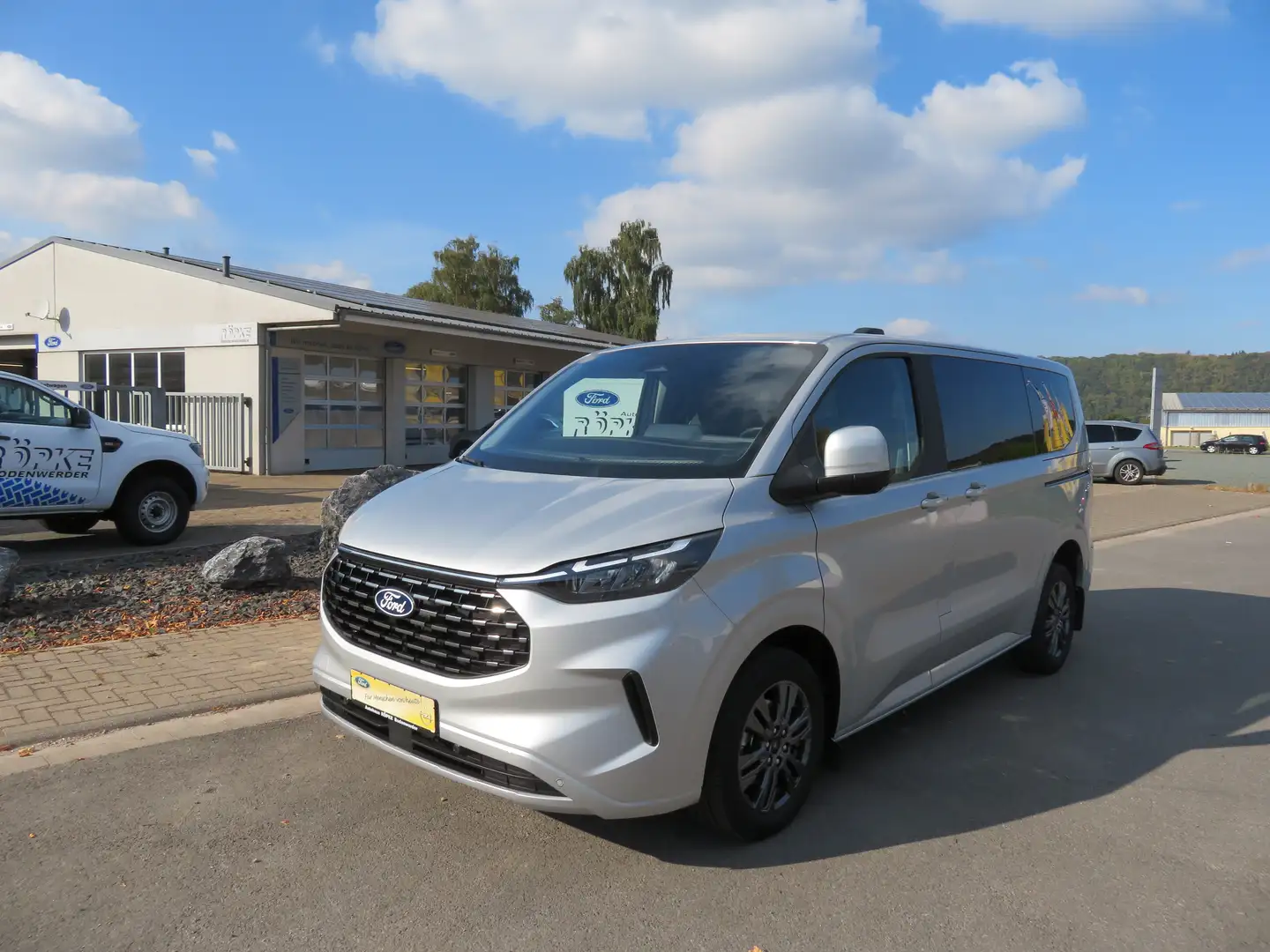Ford Tourneo Custom Titanium AWD *Navi*PDC+Kamera*BLIS*Garantie-2/2030 Silber - 1