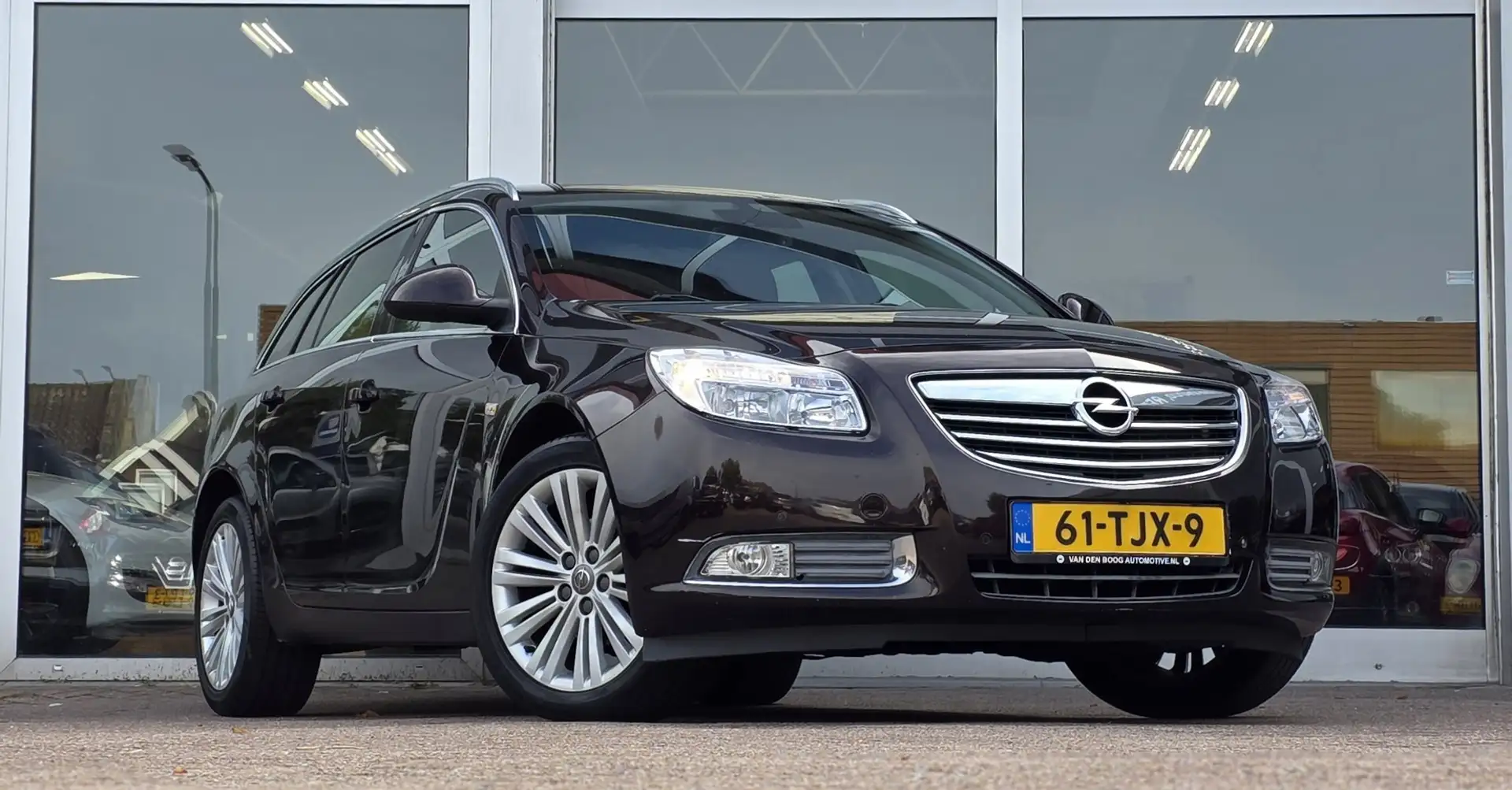 Opel Insignia Sports Tourer 1.4 Turbo EcoFLEX Business Edition 2 Marrón - 2