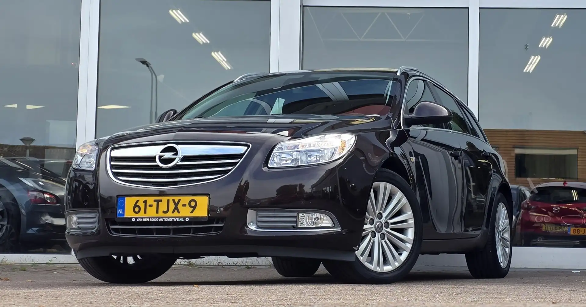 Opel Insignia Sports Tourer 1.4 Turbo EcoFLEX Business Edition 2 Marrón - 1
