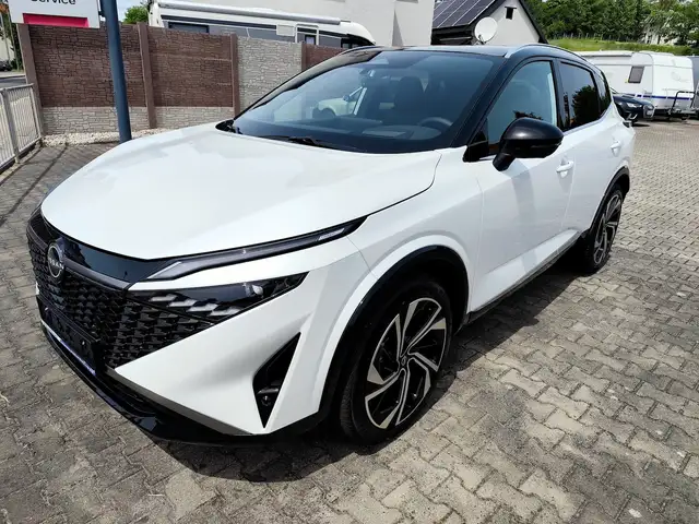 Nissan Qashqai Tekna Prem Navi 360° Alcantara Bicolor