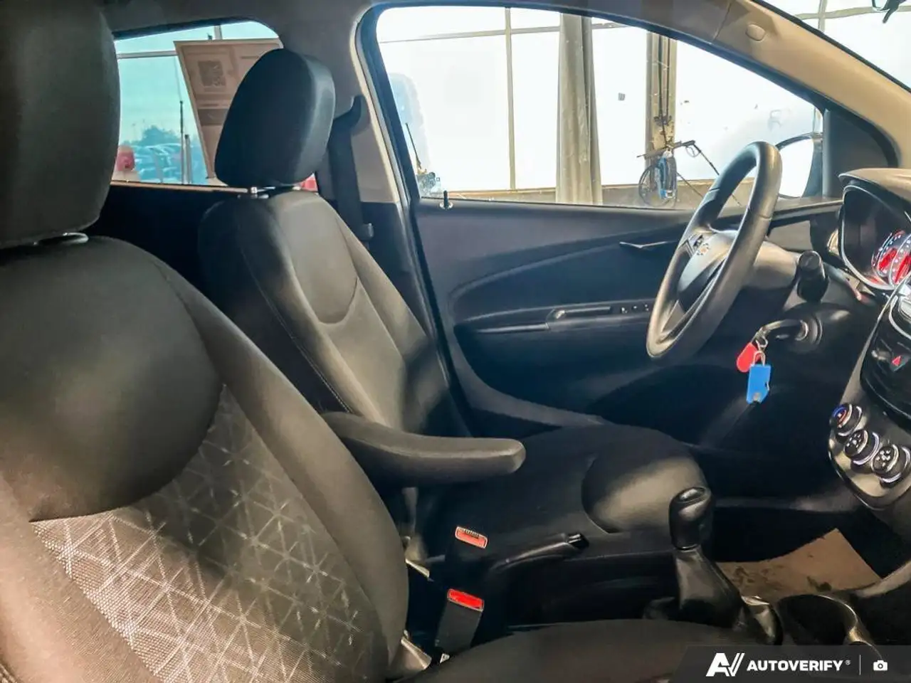 Chevrolet Spark снимка Chevrolet Spark