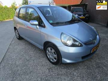 1.4 LS automaat 7 versnellingen clima airco mooi
