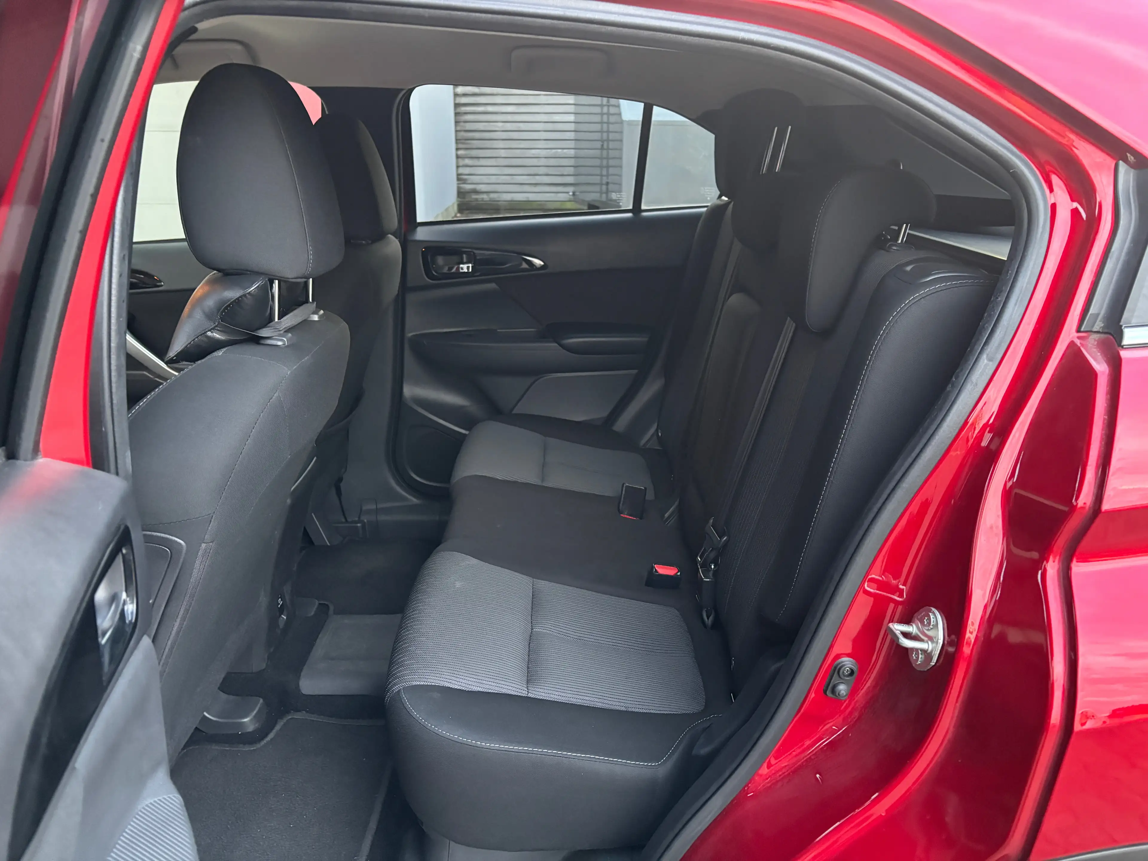 Mitsubishi Eclipse Cross Hybrid*ALLRAD*Kamera*Scheckheft*1.Hand — photo 10