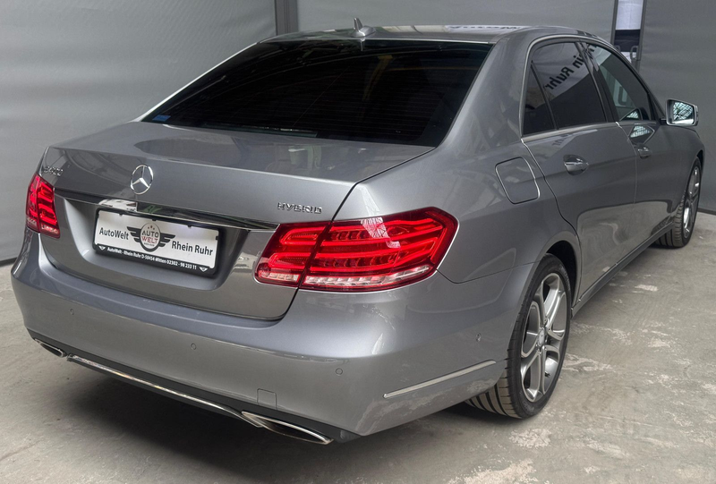 Mercedes-Benz E 400 h E350 Hybrid AVANTGARDE Leder Distronic — photo 11