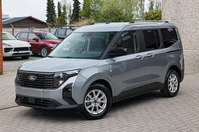 Ford Tourneo Courier NAVIGATIE*ACHTERUITRIJCAMERA*APPLE-CARPLAY*CRUISE-CONTROLE*