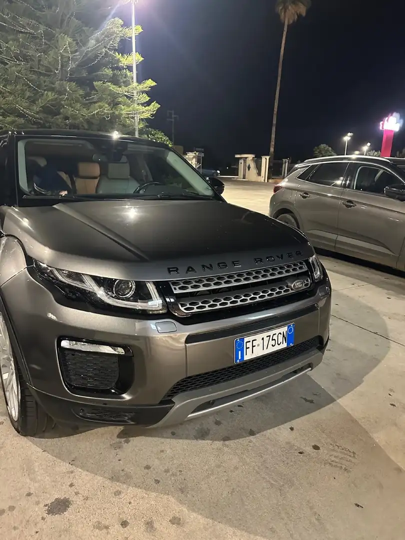 Land Rover Range Rover Evoque - 1
