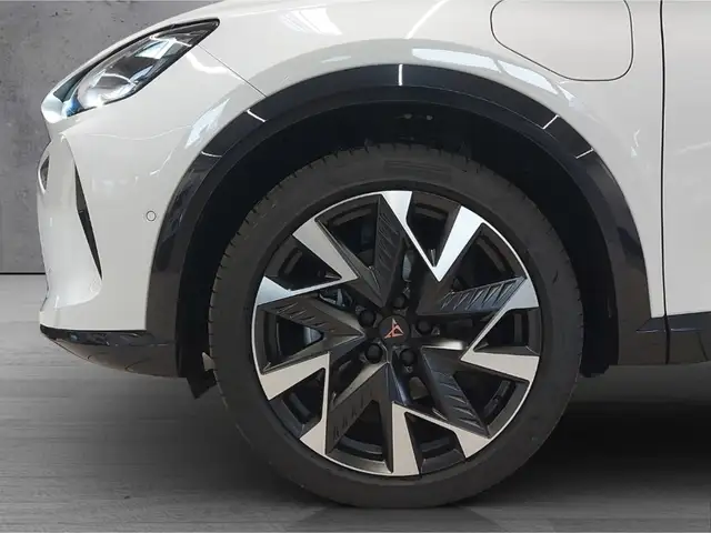 Cupra Formentor view 14