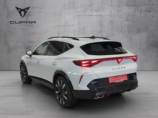 Cupra Formentor view 5