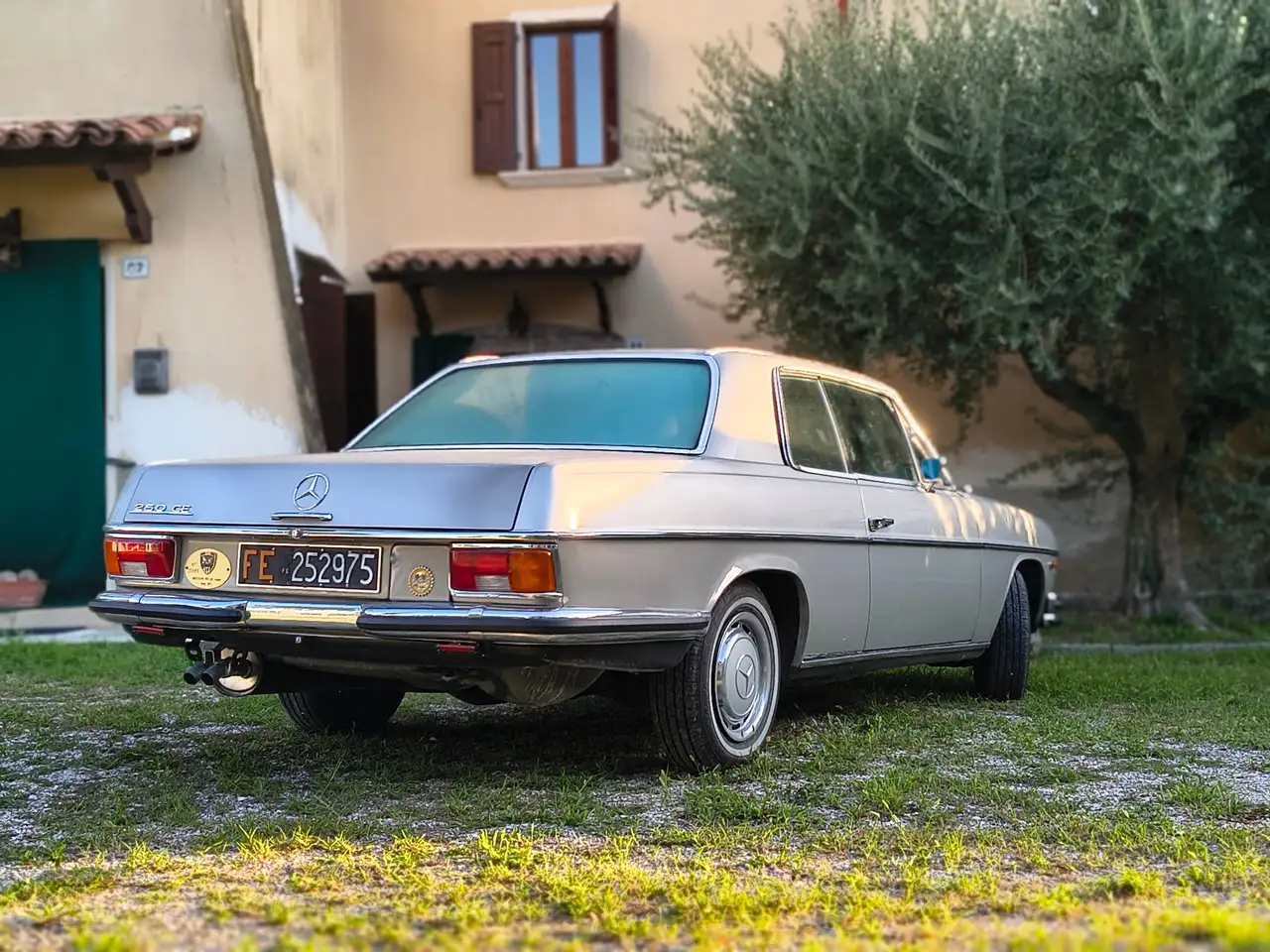Mercedes-Benz 250 CE (Coupé), foto 5