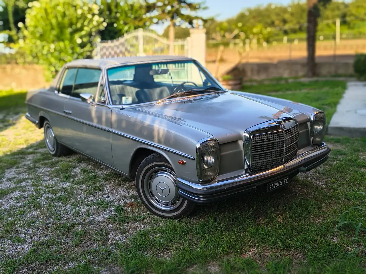 Mercedes-Benz 250 CE (Coupé), foto 6