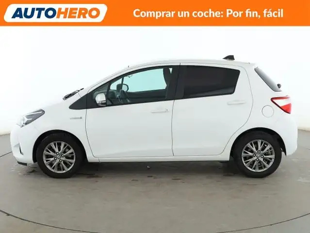 Toyota Yaris view 3