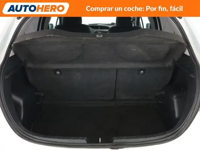 Toyota Yaris view 18
