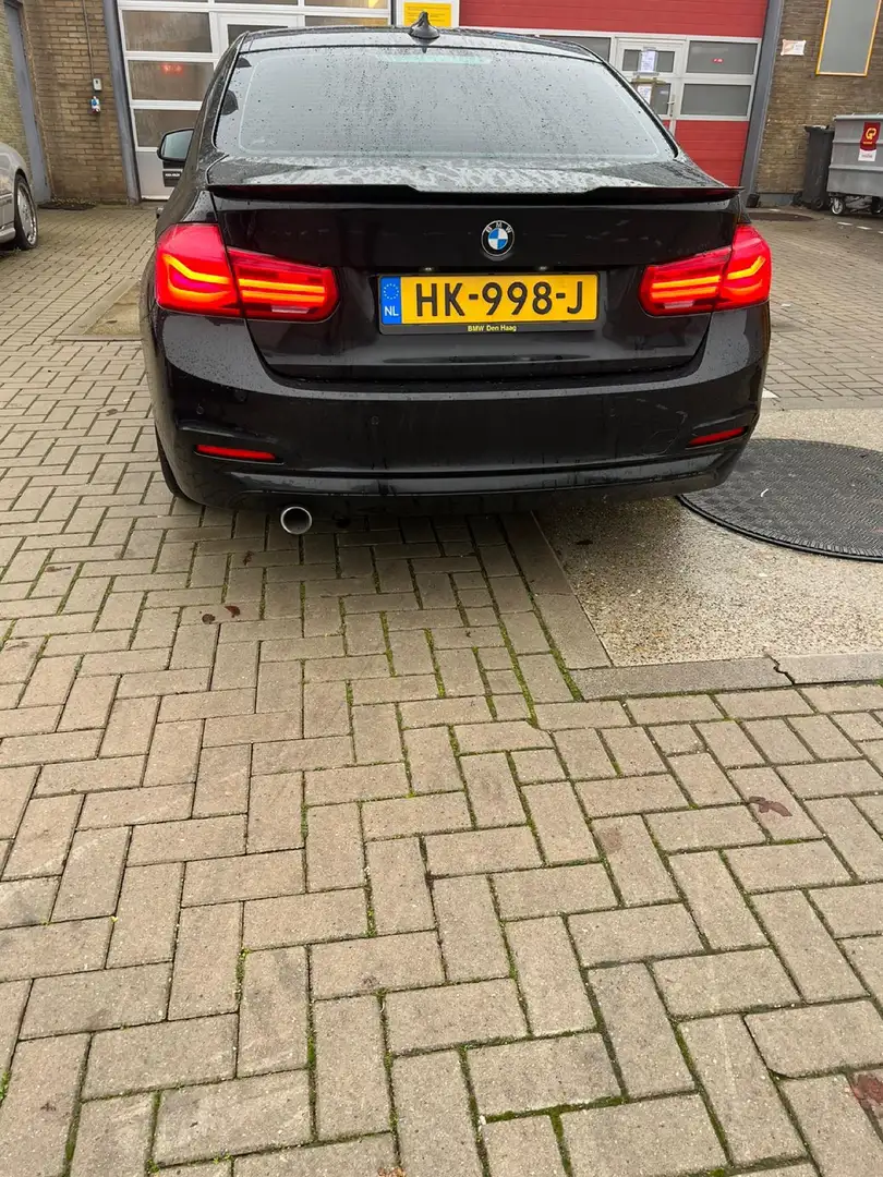 BMW 316 Diesel/NIEUWE APK / RECENTE ONDERHOUDSBEURT Zwart - 2