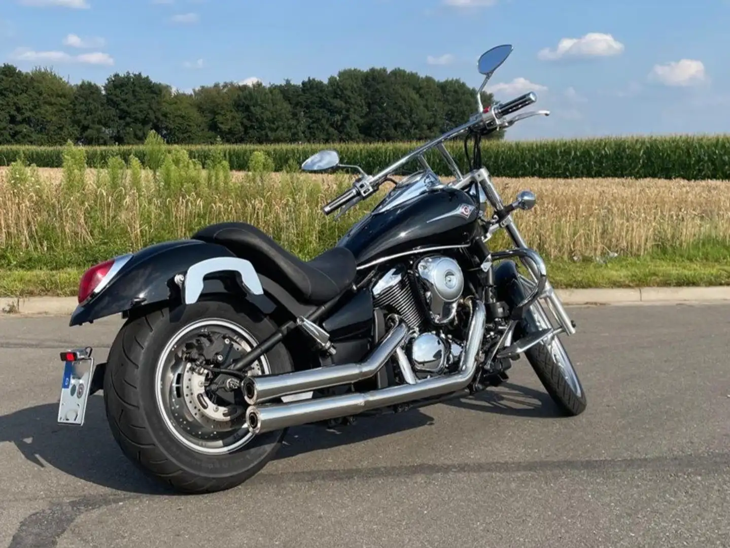 Kawasaki VN 900 Custom Černá - 2