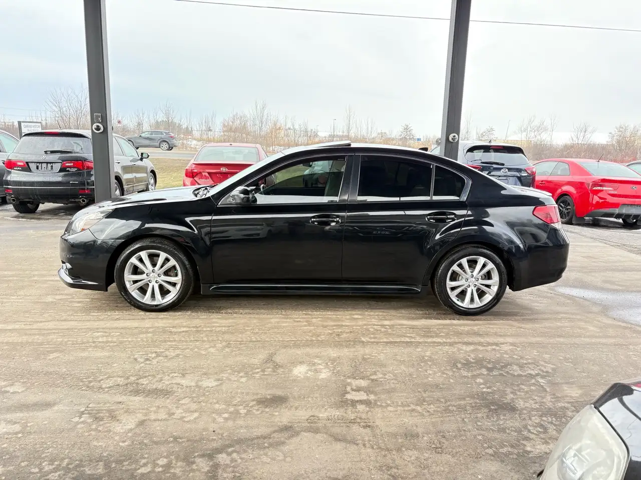 Subaru Legacy снимка Subaru Legacy