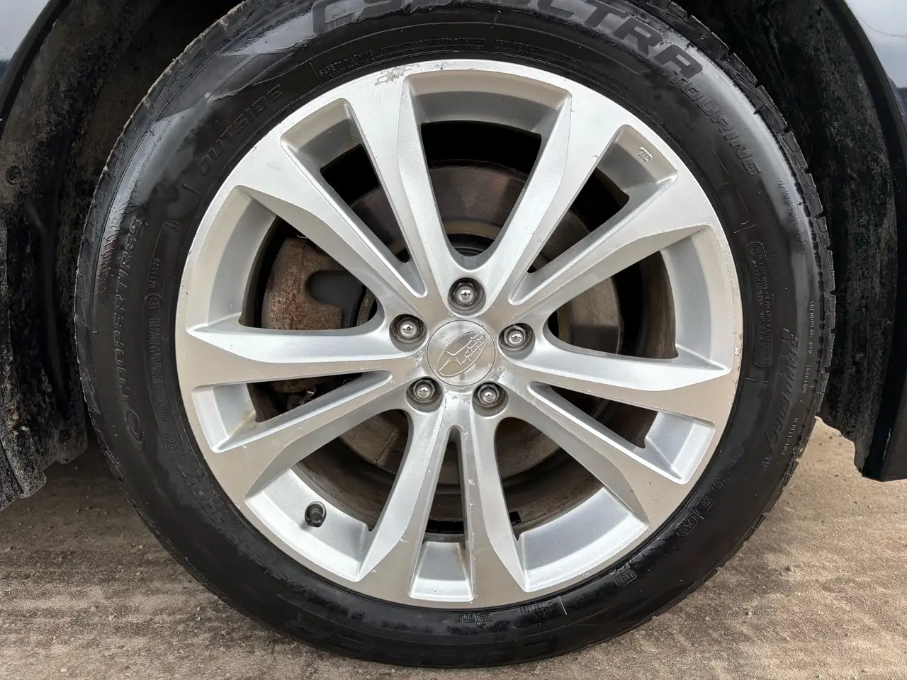 Subaru Legacy снимка Subaru Legacy