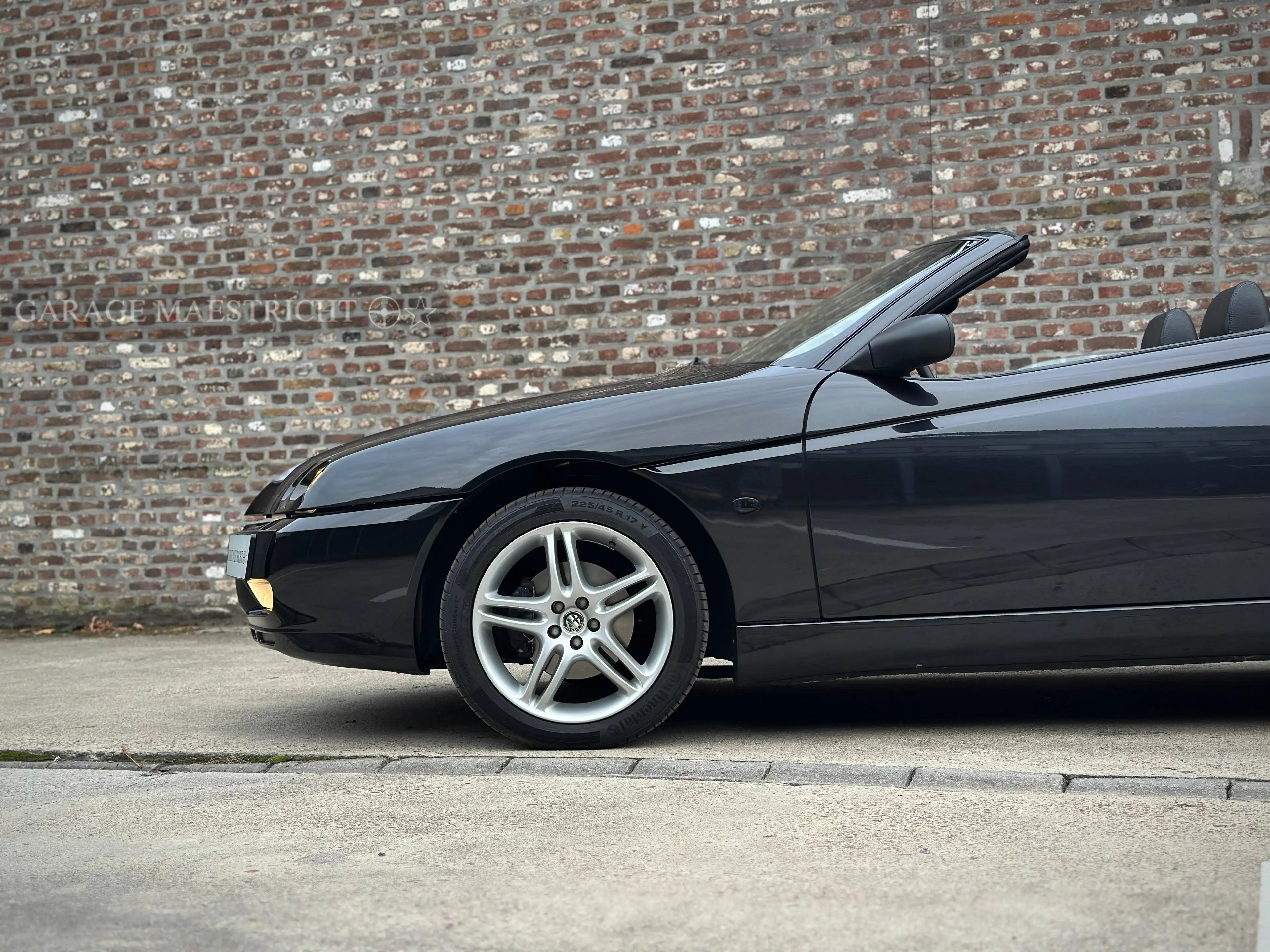 Alfa Romeo Spider 2.0 JTS 16V | 42k km | Fresh Timing belt & Waterpump | Nero Metallescente 632 — photo 11
