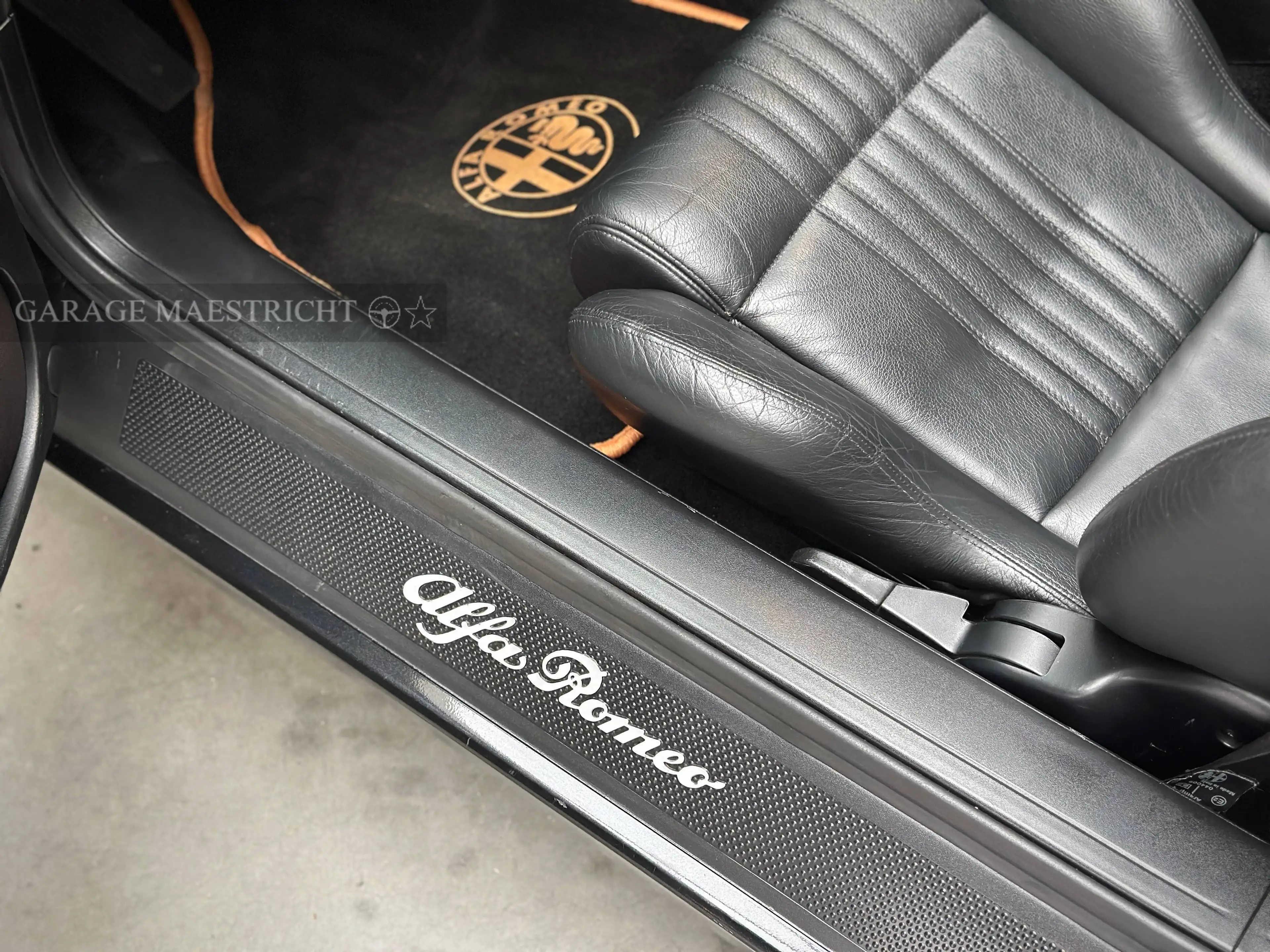 Alfa Romeo Spider 2.0 JTS 16V | 42k km | Fresh Timing belt & Waterpump | Nero Metallescente 632 — photo 6