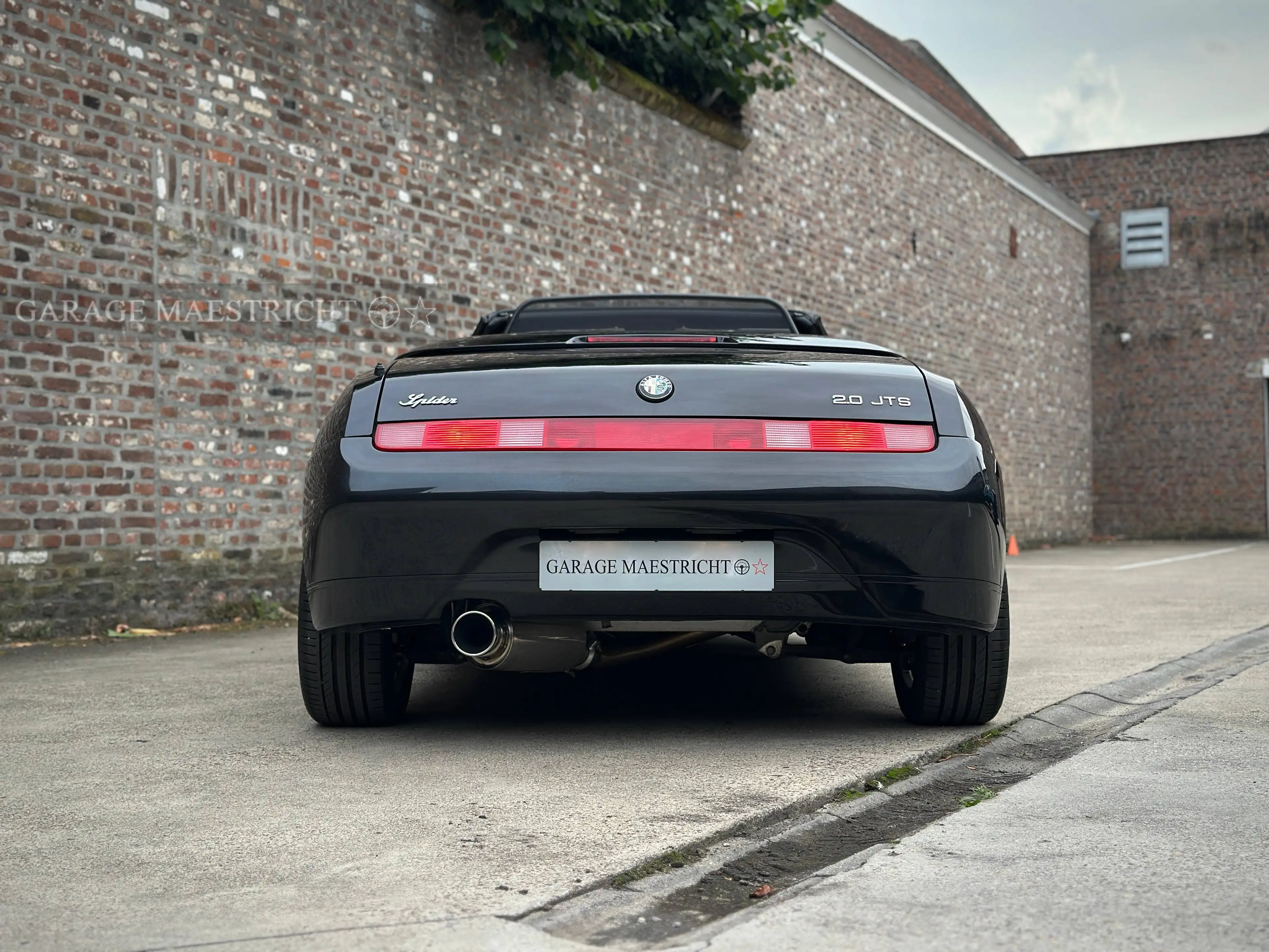 Alfa Romeo Spider 2.0 JTS 16V | 42k km | Fresh Timing belt & Waterpump | Nero Metallescente 632 — photo 15