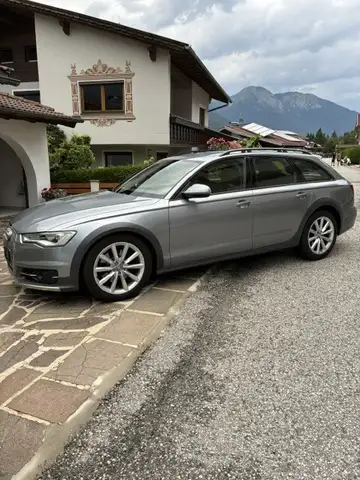 Audi A6 allroad 3.0 TDI quattro (160 kW)