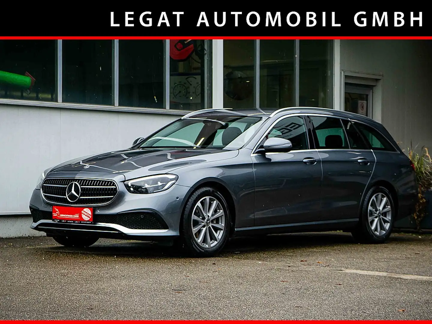 Mercedes-Benz E 220 d T Aut. *BURMESTER*KAMERA*LED* Gris - 1