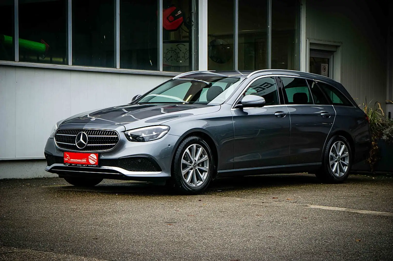 Mercedes-Benz E 220 d T Aut. *BURMESTER*KAMERA*LED* Gris - 2