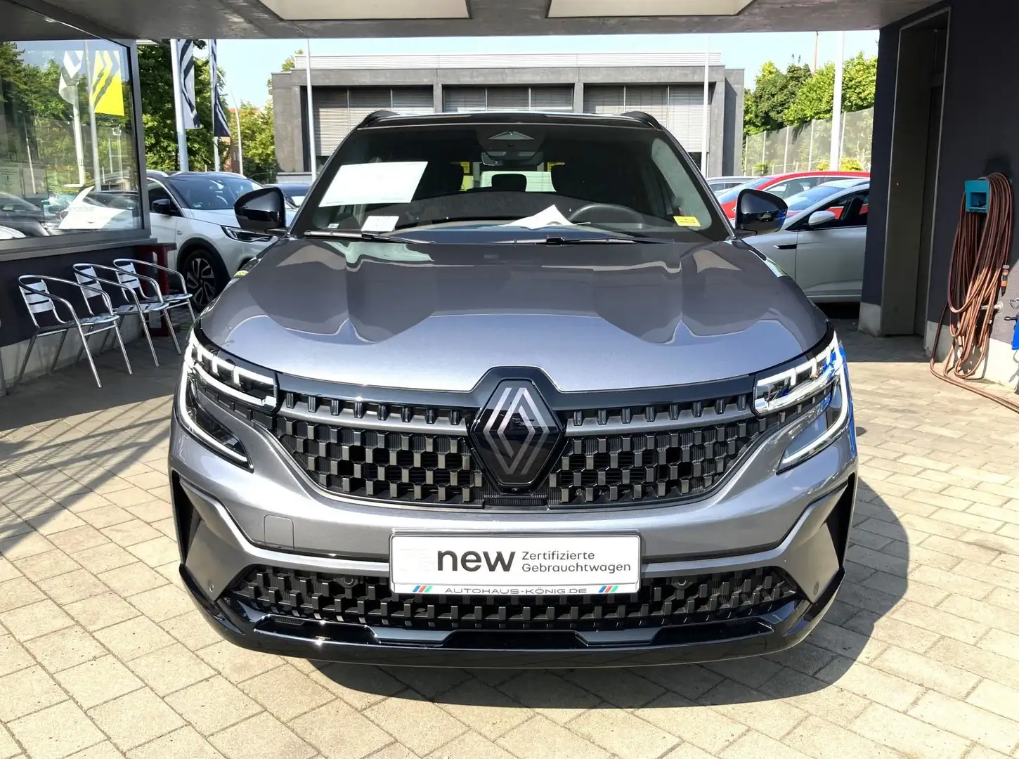 Renault Austral Esprit Alpine E-Tech Full Hybrid 200 Grau - 2