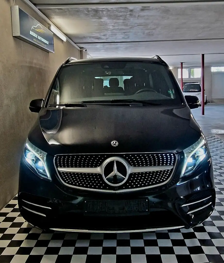 Mercedes-Benz V 300 d Exklusive VIP 4 Matic Langversion Black - 2